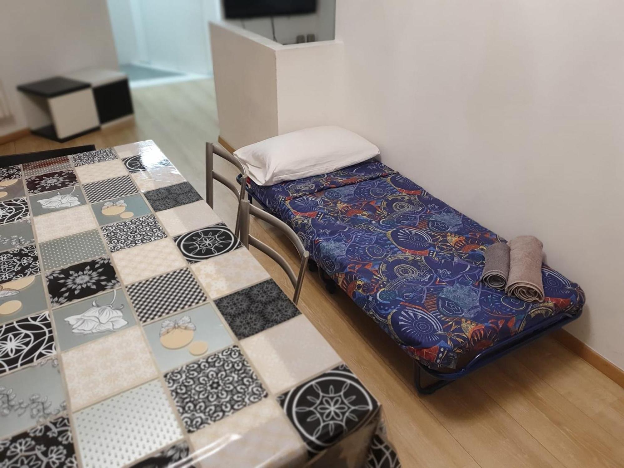 Your Lovely Home, Porta Venezia-1 Queen Bed, 3 Single Beds, 1 Sofa Bed- Milán Exteriér fotografie